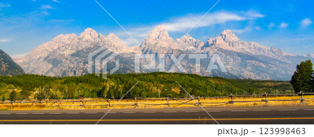 グランドティトン国立公園 123998463