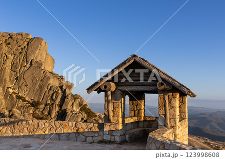 Sunset at The Horn picnic hut area, Mount Buffalo National park in Victoria Australia. It offers mesmerizing view of the scenic Australian alpine range. 123998608