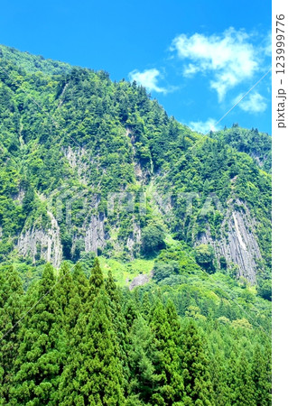 夏の秋山郷・布岩 夏の秋山郷・布岩 123999776