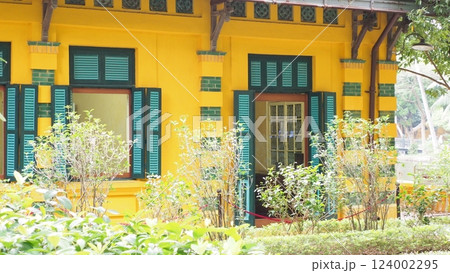 ハノイ ホーチミンの家 執務室 124002295