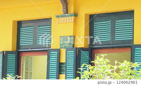 ハノイ ホーチミンの家 執務室 124002981