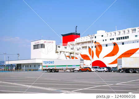 「さんふらわあターミナル」　　別府観光港で撮影 124006016