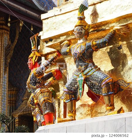 ワット プラケオ ワット 守護神 124006562