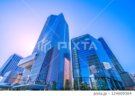 日本の東京都市景観 虎ノ門ヒルズステーションタワー(虎ノ門ヒルズ駅)などを望む 日本の東京都市景観 虎ノ門ヒルズステーションタワー(虎ノ門ヒルズ駅)などを望む 124009364