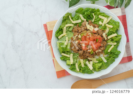 タコライス　イメージ 124016779