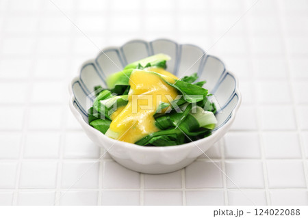 芽カンゾウの辛子酢味噌がけ 124022088