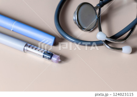 Insulin injection pen or insulin cartridge pen for diabetics. 124023115