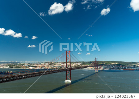 Ponte 25 de Abril Suspension Bridge. 25th of April Bridge. Portugal Ponte 25 de Abril Suspension Bridge. 25th of April Bridge. Portugal 124023367