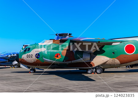 埼玉県　入間市　航空自衛隊入間基地で開催された 入間航空祭 124023835