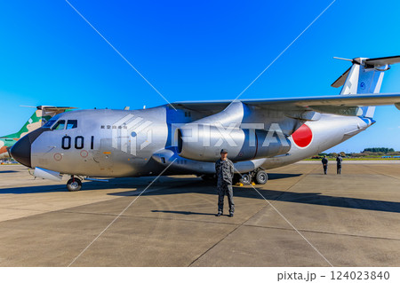 埼玉県　入間市　航空自衛隊入間基地で開催された 入間航空祭 124023840