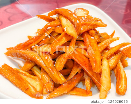 中国料理の前菜 酱萝卜条(大根の醤油漬け) 中国料理の前菜 酱萝卜条(大根の醤油漬け) 124026056