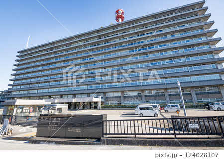 東京都千代田区霞ヶ関 快晴の国土交通省 東京都千代田区霞ヶ関 快晴の国土交通省 124028107