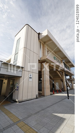 JR高崎線の行田駅駅舎、東口でエレベーターが設置 JR高崎線の行田駅駅舎、東口でエレベーターが設置 124028999