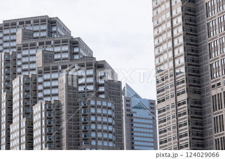 西新宿の高層ビルの風景 西新宿の高層ビルの風景 124029066
