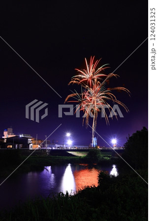 岩手県花巻市　花火大会 124031325