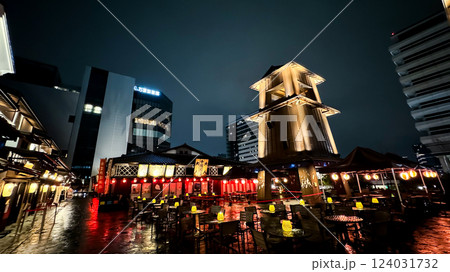 night view of city 124031732