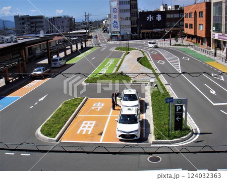 R飯田線 駒ヶ根駅 駅前ロータリー 124032363