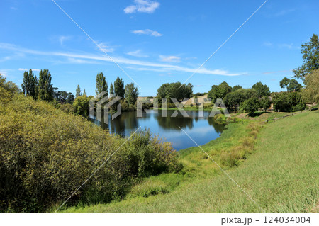 ホビット村の風景 124034004