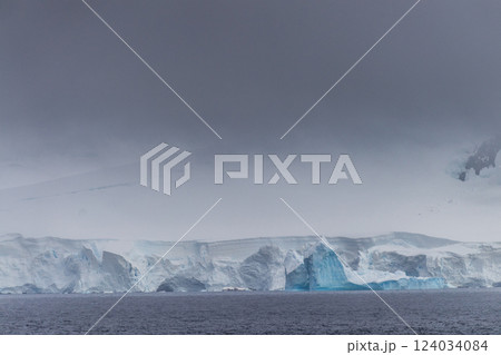 Antarctic landscape near Brabant Island Antarctic landscape near Brabant Island 124034084