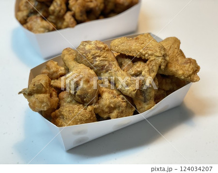 Fried Chicken and Soy Sauce Chicken Fried Chicken and Soy Sauce Chicken 124034207