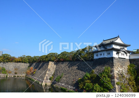 大阪城の「千貫櫓」（大阪府大阪市中央区大阪城） 124036099