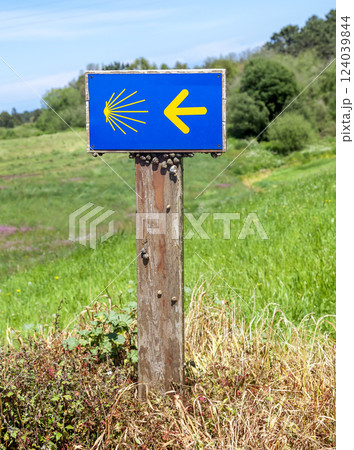 Road sign of Camino de Santiago Road sign of Camino de Santiago 124039844