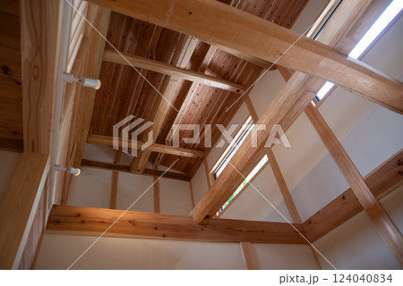 梁がある美しい一戸建て 梁がある美しい一戸建て 124040834