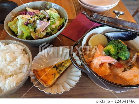 美味しいブイヤベースランチ 124041460