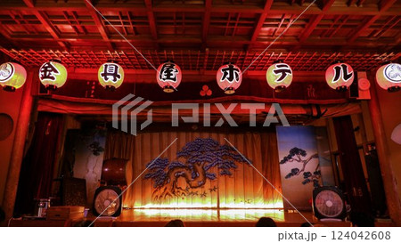 金具屋舞台 124042608