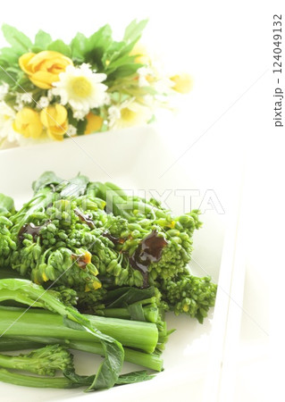 茹でた菜の花 124049132