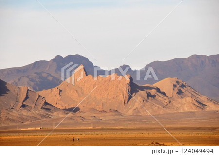 モロッコ、エルラシディア近郊、山岳風景 モロッコ、エルラシディア近郊、山岳風景 124049494