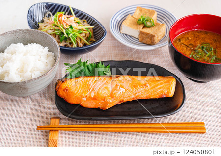 焼魚 鮭 焼魚 鮭 124050801