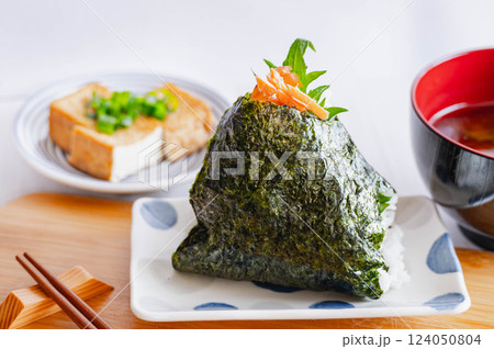 焼鮭のおにぎり 焼鮭のおにぎり 124050804