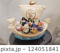 宝船に乗る七福神 124051841