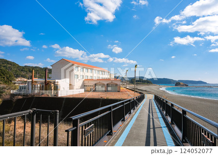 和歌山県白浜町 志原海岸 124052077