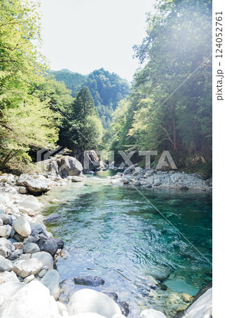 <長野>阿寺渓谷の美しい渓流の風景 <長野>阿寺渓谷の美しい渓流の風景 124052761
