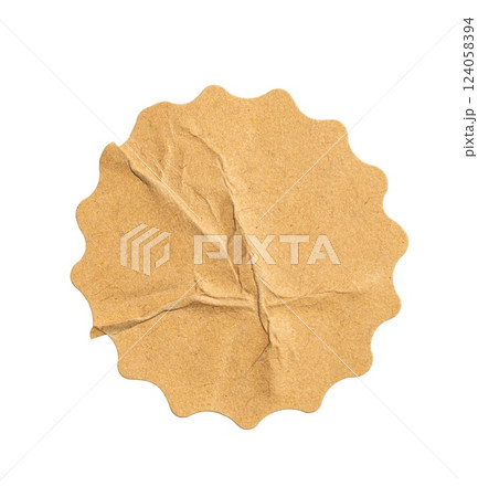 Recycled crumpled sticker paper cardboard price tag sticker with copy space, featuring a cutout transparent background for easy integration into designs 124058394