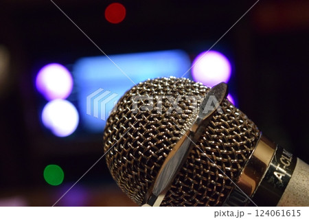 カラオケイメージ カラオケイメージ 124061615
