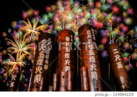 新潟 片貝の花火　イメージ 124064229