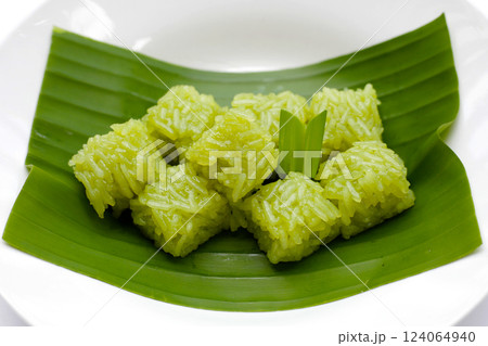 Thai dessert sweet glutinous rice Thai dessert sweet glutinous rice 124064940