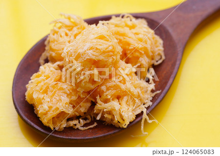 Thai crispy flossy sweet Eggs floss (Foi Thong Krob) 124065083