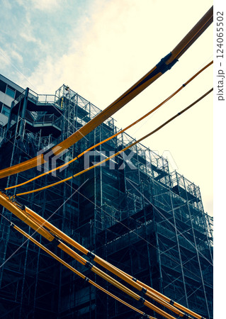 電線防護管とマンション大規模修繕工事 d-4 暖色寒色強調 電線防護管とマンション大規模修繕工事 d-4 暖色寒色強調 124065502