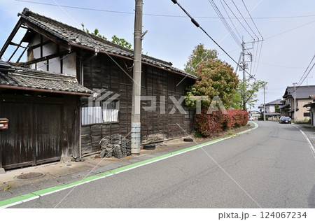 中山道板鼻宿散歩：旧中山道　町並み　安中市板鼻 124067234