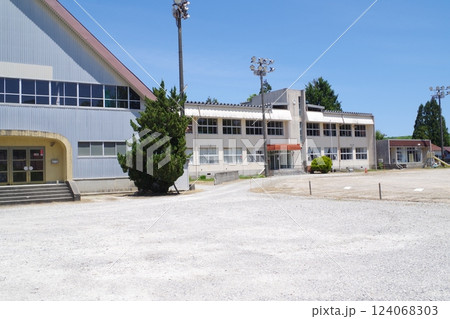 芸北八幡元小学校建物の景色 芸北八幡元小学校建物の景色 124068303