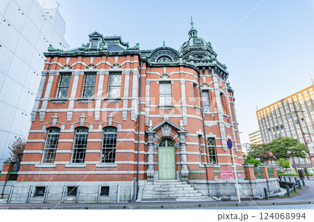 福岡県福岡市 快晴の福岡市赤煉瓦文化館(旧日本生命九州支店) 福岡県福岡市 快晴の福岡市赤煉瓦文化館(旧日本生命九州支店) 124068994
