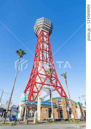 福岡県福岡市　博多のランドマーク　快晴の博多ポートタワー 124069004