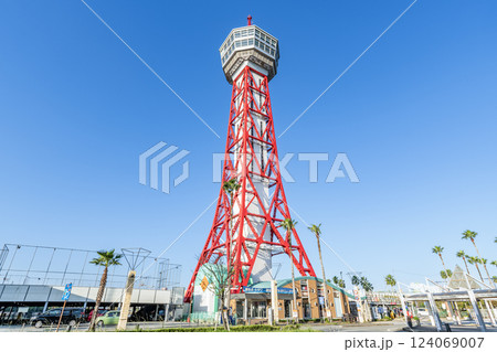 福岡県福岡市 博多のランドマーク 快晴の博多ポートタワー 福岡県福岡市 博多のランドマーク 快晴の博多ポートタワー 124069007