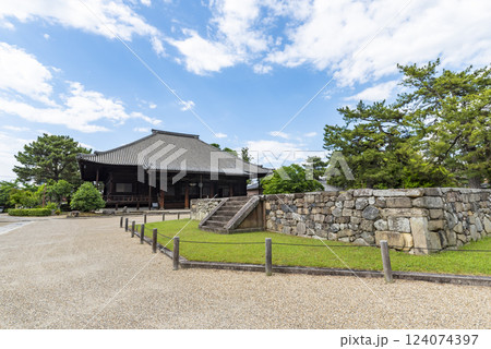 真言律宗総本山 西大寺本堂と東塔跡　奈良県奈良市 124074397