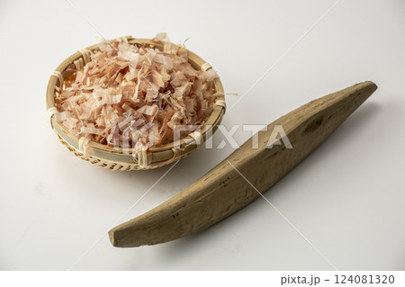 鰹節と本枯節 鰹節と本枯節 124081320