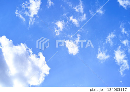 青空と雲イメージ 青空と雲イメージ 124083117